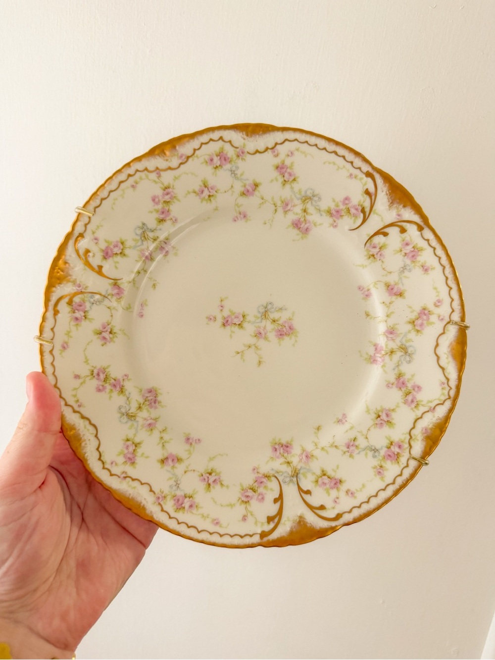 Theodore Haviland France Porcelain Plate Floral Pink Gold Trim Scalloped Bows